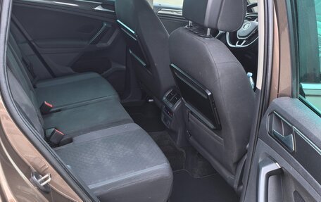 Volkswagen Tiguan II, 2017 год, 1 790 000 рублей, 6 фотография