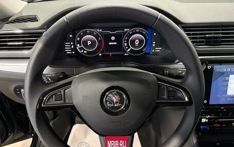 Skoda Superb III рестайлинг, 2025 год, 3 090 000 рублей, 12 фотография