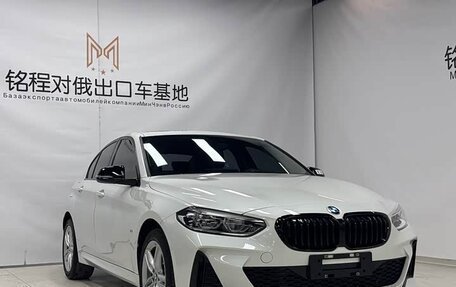 BMW 1 серия, 2022 год, 1 780 293 рублей, 3 фотография