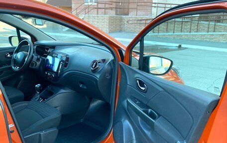 Renault Kaptur I рестайлинг, 2017 год, 1 665 000 рублей, 22 фотография