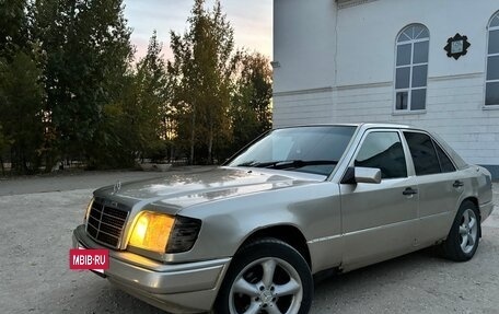 Mercedes-Benz W124, 1989 год, 165 000 рублей, 2 фотография