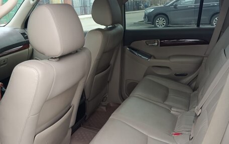 Toyota Land Cruiser Prado 120 рестайлинг, 2006 год, 1 950 000 рублей, 2 фотография