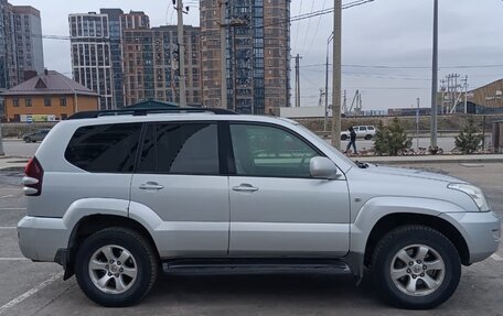 Toyota Land Cruiser Prado 120 рестайлинг, 2006 год, 1 950 000 рублей, 5 фотография