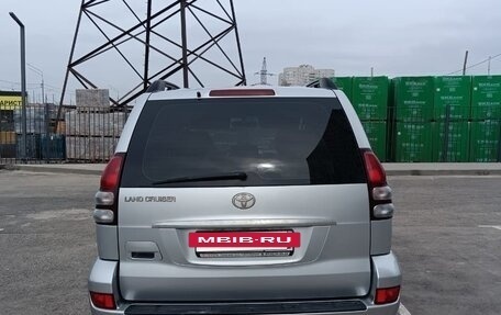 Toyota Land Cruiser Prado 120 рестайлинг, 2006 год, 1 950 000 рублей, 7 фотография