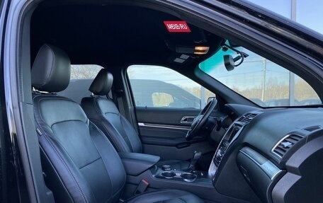 Ford Explorer VI, 2018 год, 4 199 000 рублей, 26 фотография