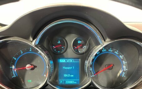 Chevrolet Cruze II, 2013 год, 910 000 рублей, 15 фотография