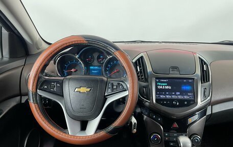 Chevrolet Cruze II, 2013 год, 910 000 рублей, 12 фотография