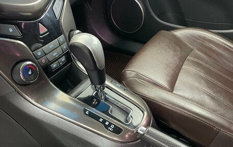 Chevrolet Cruze II, 2013 год, 910 000 рублей, 16 фотография