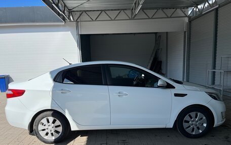 KIA Rio III рестайлинг, 2014 год, 800 000 рублей, 3 фотография