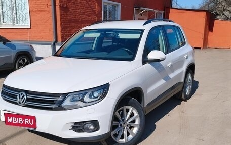 Volkswagen Tiguan I, 2012 год, 1 800 000 рублей, 1 фотография