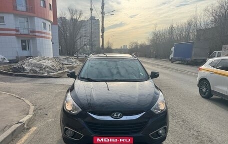 Hyundai ix35 I рестайлинг, 2011 год, 1 350 000 рублей, 1 фотография