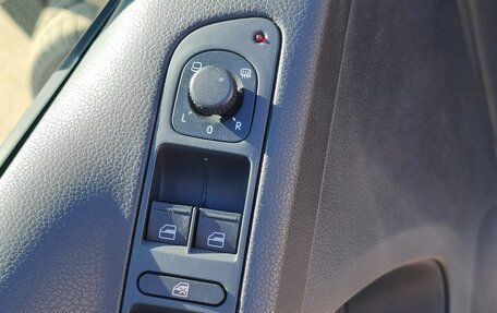 Volkswagen Tiguan I, 2012 год, 1 800 000 рублей, 17 фотография