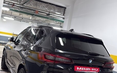 BMW X5, 2020 год, 9 000 000 рублей, 2 фотография