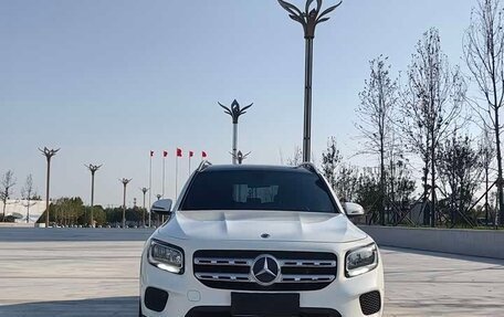 Mercedes-Benz GLB, 2022 год, 2 754 000 рублей, 2 фотография