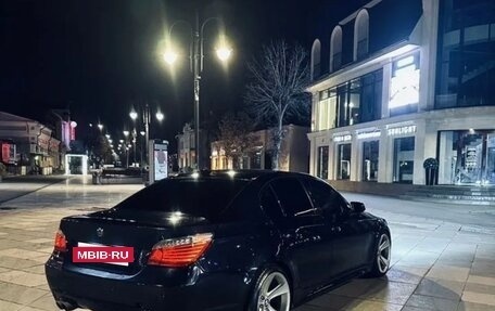 BMW 5 серия, 2005 год, 850 000 рублей, 8 фотография
