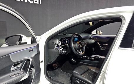 Mercedes-Benz A-Класс, 2022 год, 2 673 000 рублей, 5 фотография