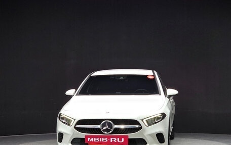 Mercedes-Benz A-Класс, 2022 год, 2 673 000 рублей, 2 фотография