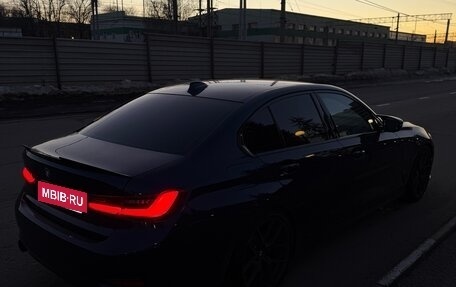 BMW 3 серия, 2019 год, 3 075 000 рублей, 10 фотография