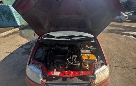 Chevrolet Aveo III, 2003 год, 160 000 рублей, 3 фотография