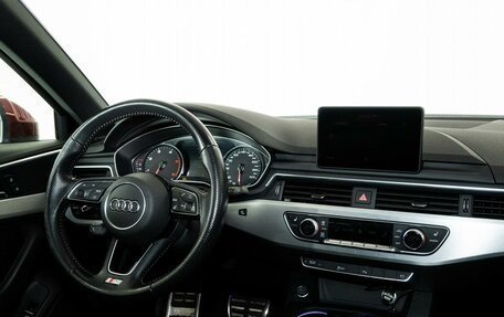 Audi A4, 2018 год, 2 690 000 рублей, 13 фотография