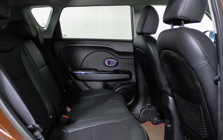 KIA Soul II рестайлинг, 2017 год, 1 498 900 рублей, 15 фотография