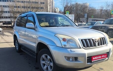 Toyota Land Cruiser Prado 120 рестайлинг, 2004 год, 1 600 000 рублей, 1 фотография