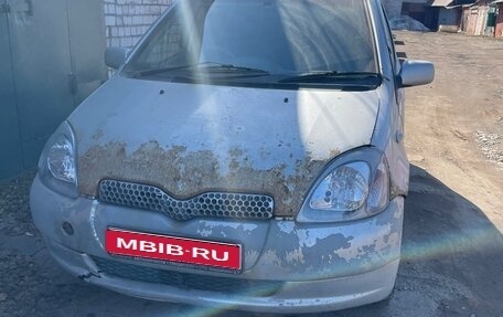 Toyota Vitz, 2000 год, 160 000 рублей, 1 фотография