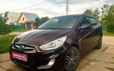Hyundai Solaris II рестайлинг, 2013 год, 650 000 рублей, 1 фотография