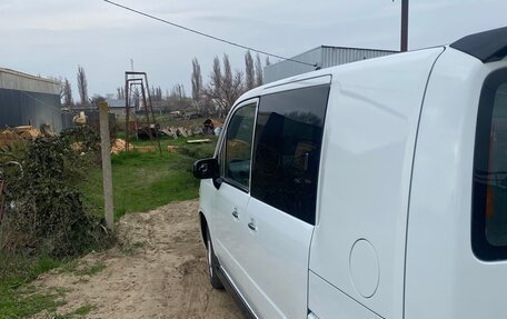 Honda Mobilio Spike I рестайлинг, 2003 год, 550 000 рублей, 6 фотография