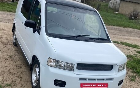 Honda Mobilio Spike I рестайлинг, 2003 год, 550 000 рублей, 2 фотография