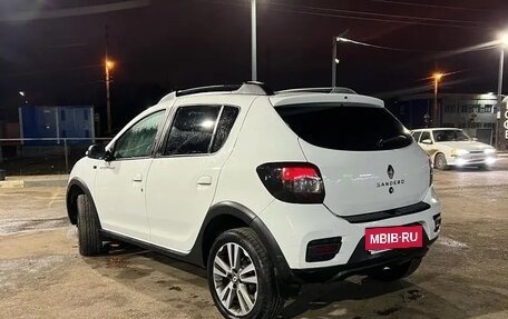 Renault Sandero II рестайлинг, 2021 год, 800 000 рублей, 5 фотография