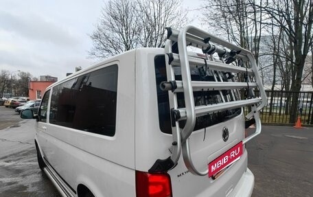 Volkswagen Multivan T5, 2015 год, 2 850 000 рублей, 3 фотография