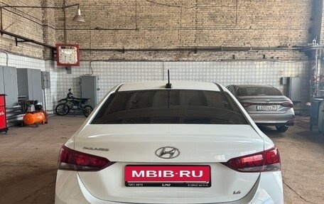 Hyundai Solaris II рестайлинг, 2018 год, 1 200 000 рублей, 11 фотография