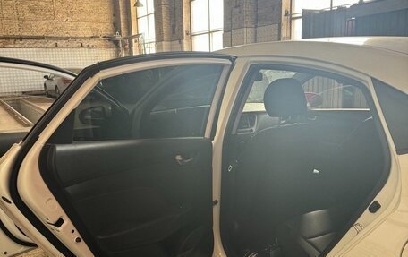 Hyundai Solaris II рестайлинг, 2018 год, 1 200 000 рублей, 27 фотография