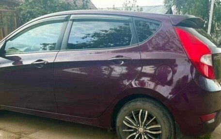 Hyundai Solaris II рестайлинг, 2013 год, 650 000 рублей, 3 фотография