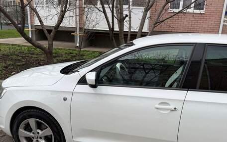 Skoda Rapid I, 2015 год, 800 000 рублей, 2 фотография