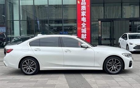 BMW 3 серия, 2022 год, 3 113 000 рублей, 12 фотография