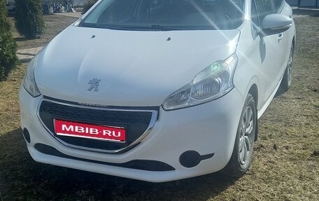 Peugeot 208 II, 2013 год, 550 000 рублей, 1 фотография