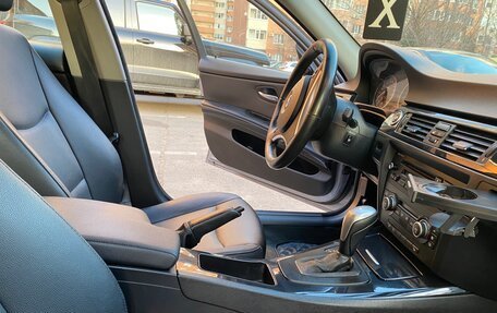 BMW 3 серия, 2009 год, 1 150 000 рублей, 14 фотография