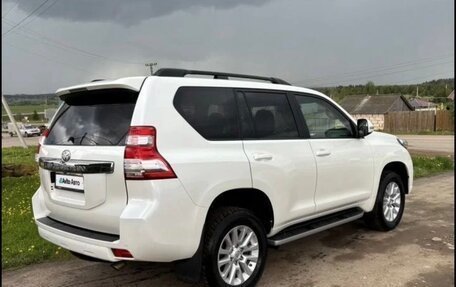 Toyota Land Cruiser Prado 150 рестайлинг 2, 2015 год, 5 500 000 рублей, 4 фотография