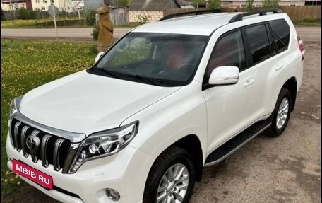 Toyota Land Cruiser Prado 150 рестайлинг 2, 2015 год, 5 500 000 рублей, 2 фотография