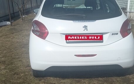 Peugeot 208 II, 2013 год, 550 000 рублей, 5 фотография