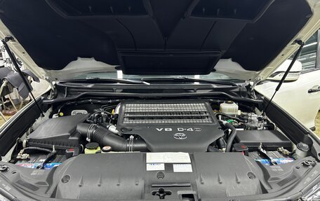 Toyota Land Cruiser 200, 2017 год, 6 150 000 рублей, 15 фотография