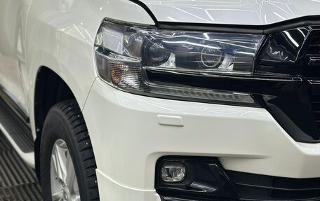 Toyota Land Cruiser 200, 2017 год, 6 150 000 рублей, 11 фотография