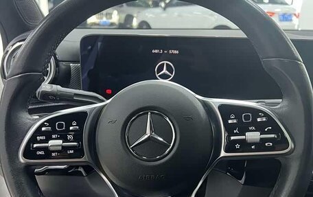 Mercedes-Benz A-Класс, 2022 год, 2 100 000 рублей, 8 фотография