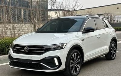 Volkswagen T-Roc I, 2022 год, 1 848 000 рублей, 1 фотография