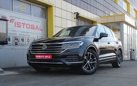 Volkswagen Touareg III, 2019 год, 3 995 000 рублей, 1 фотография