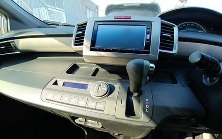 Honda Freed I, 2016 год, 1 550 000 рублей, 6 фотография