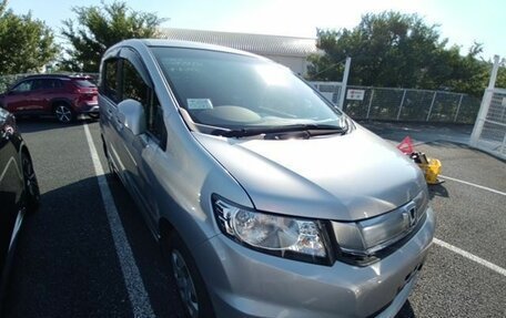 Honda Freed I, 2016 год, 1 550 000 рублей, 16 фотография