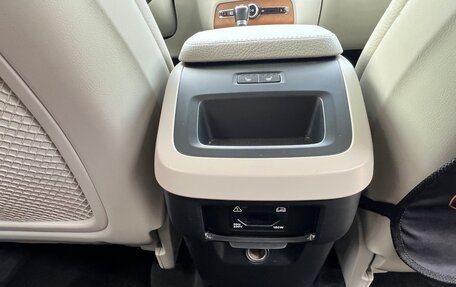 Volvo XC90 II рестайлинг, 2020 год, 3 890 000 рублей, 34 фотография